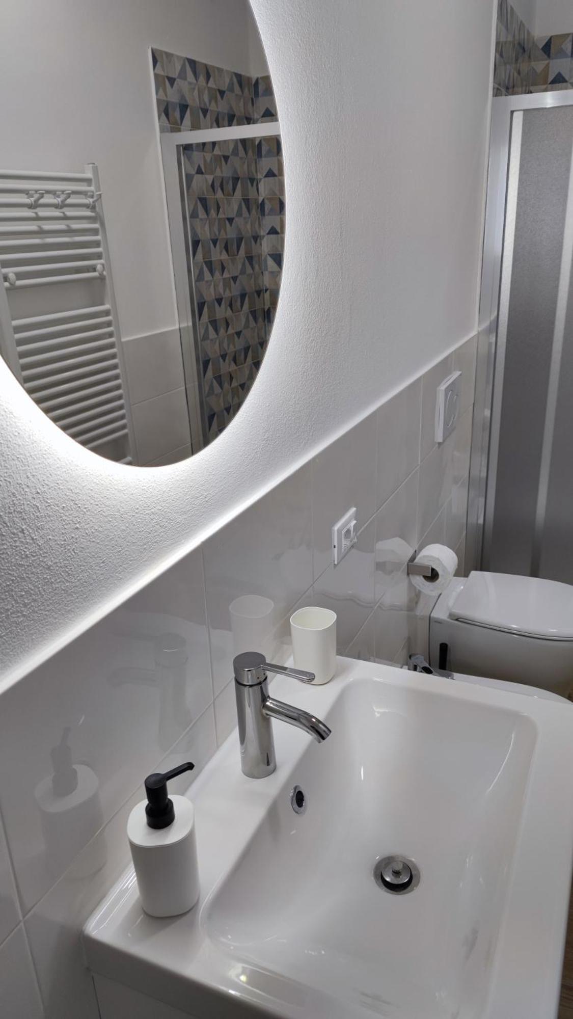Villa Dolcitalia Tra Gardaland E Le Terme Di Cola Lazise Habitación foto